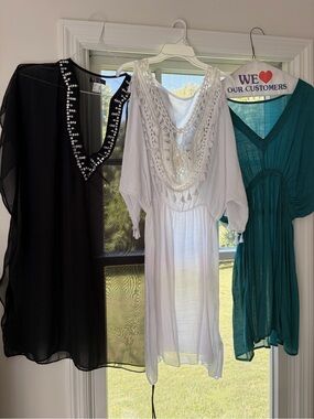 VENUS Black, White & Teal Swim Coverup Trio